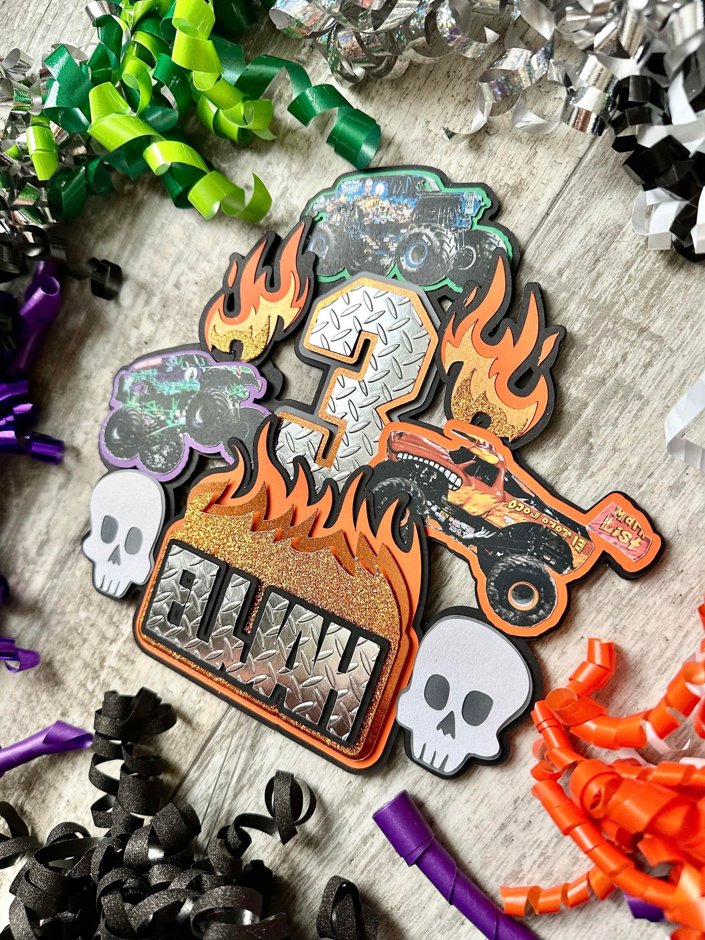 Monster Truck Monster Jam Grave Skull Digger Chrome Cake Topper